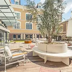 Mercure Centre