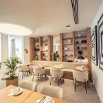 Mercure Centre