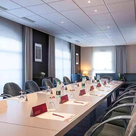 Mercure Centre מלון 4*