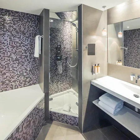 מלון Mercure Centre