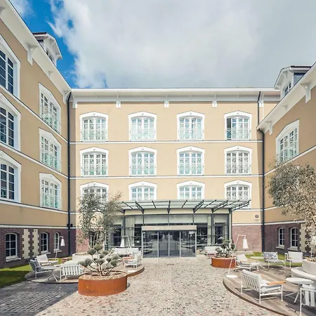 Hotel Mercure Centre 4*
