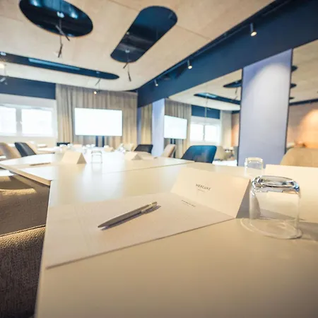 Mercure Centre מלון 4*