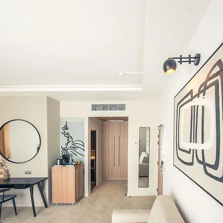 Mercure Centre מלון 4*