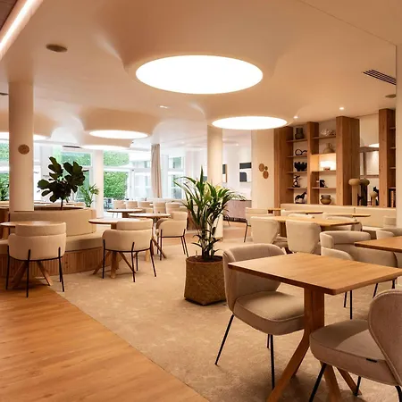 Mercure Centre מלון