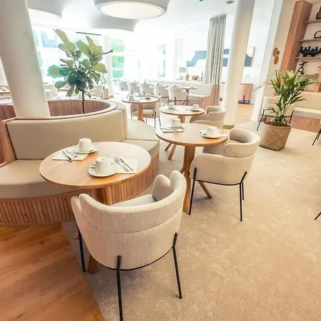 Mercure Centre Otel 4*