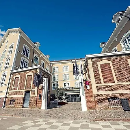 Hotel Mercure Centre 4*
