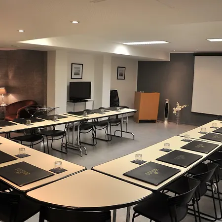 מלון Mercure Centre 4*