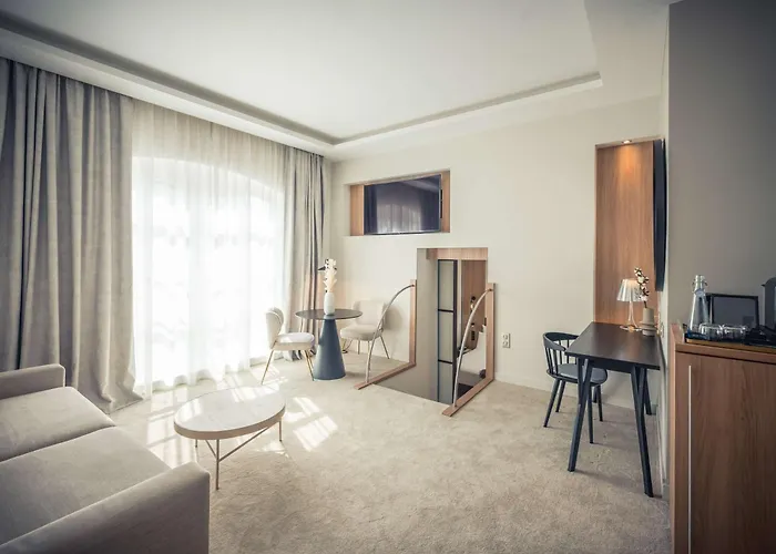 Mercure Centre Hotel